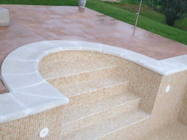 constructor de piscinas y reformas de piscinas de obra